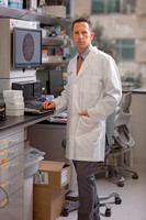 2018 Dr Svatek in Lab